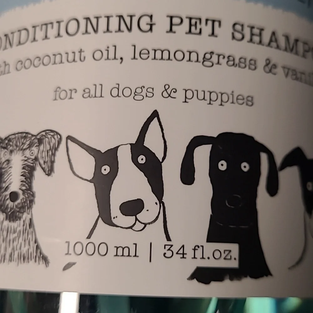 Rae Dunn Conditioning Pet Shampoo